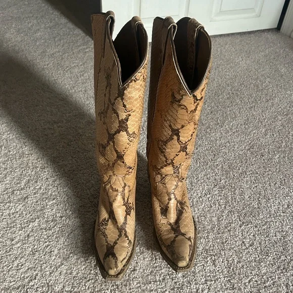 Women's Idyllwind Snakeskin Boots - Picture 3 of 4